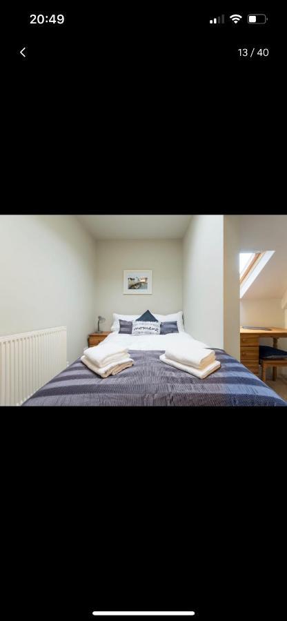 Ambrose Apartments เชลเทนแฮม ภายนอก รูปภาพ